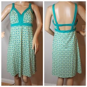 Patagonia Sleeveless Green White Geometric Buttery soft Dress Size medium